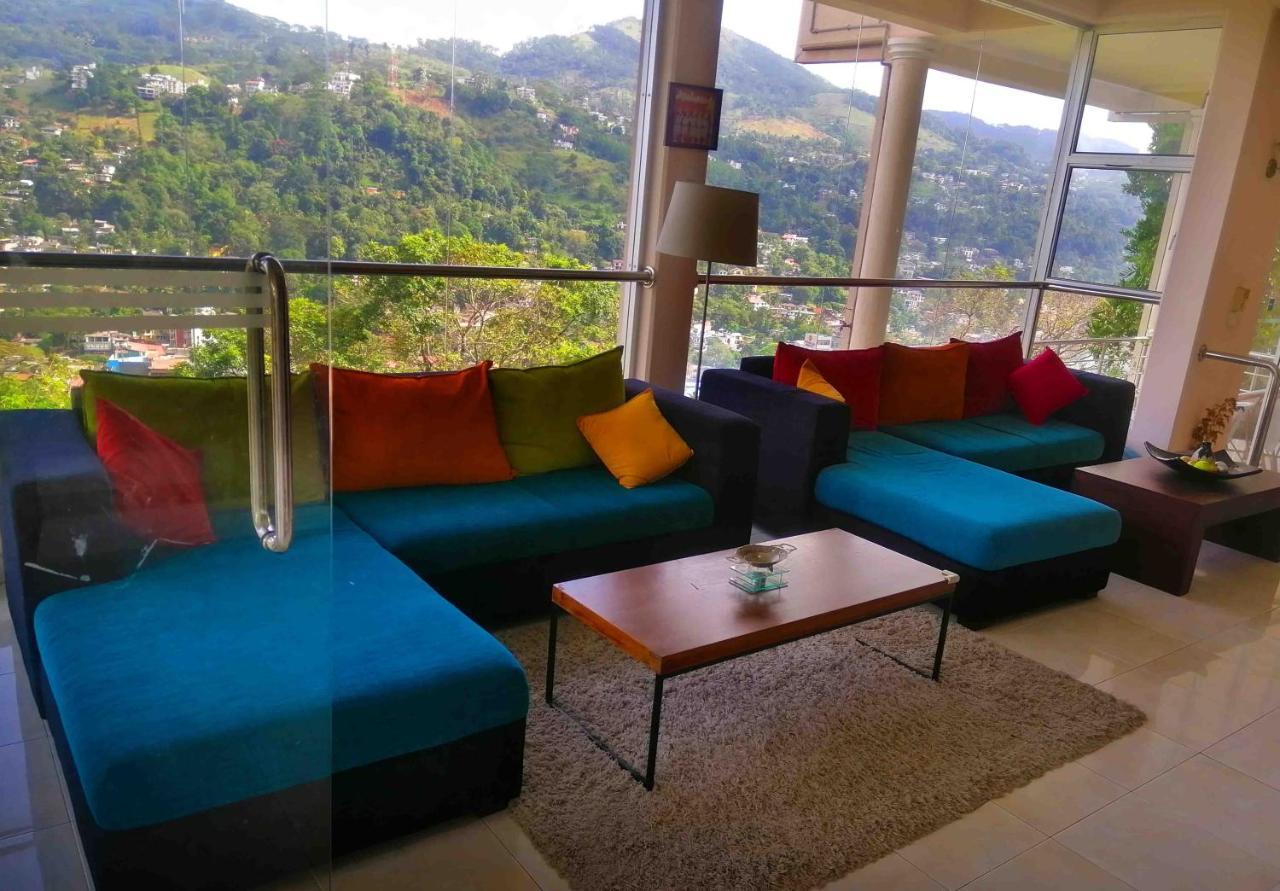 Hotel Sky Valley Kandy Exterior foto