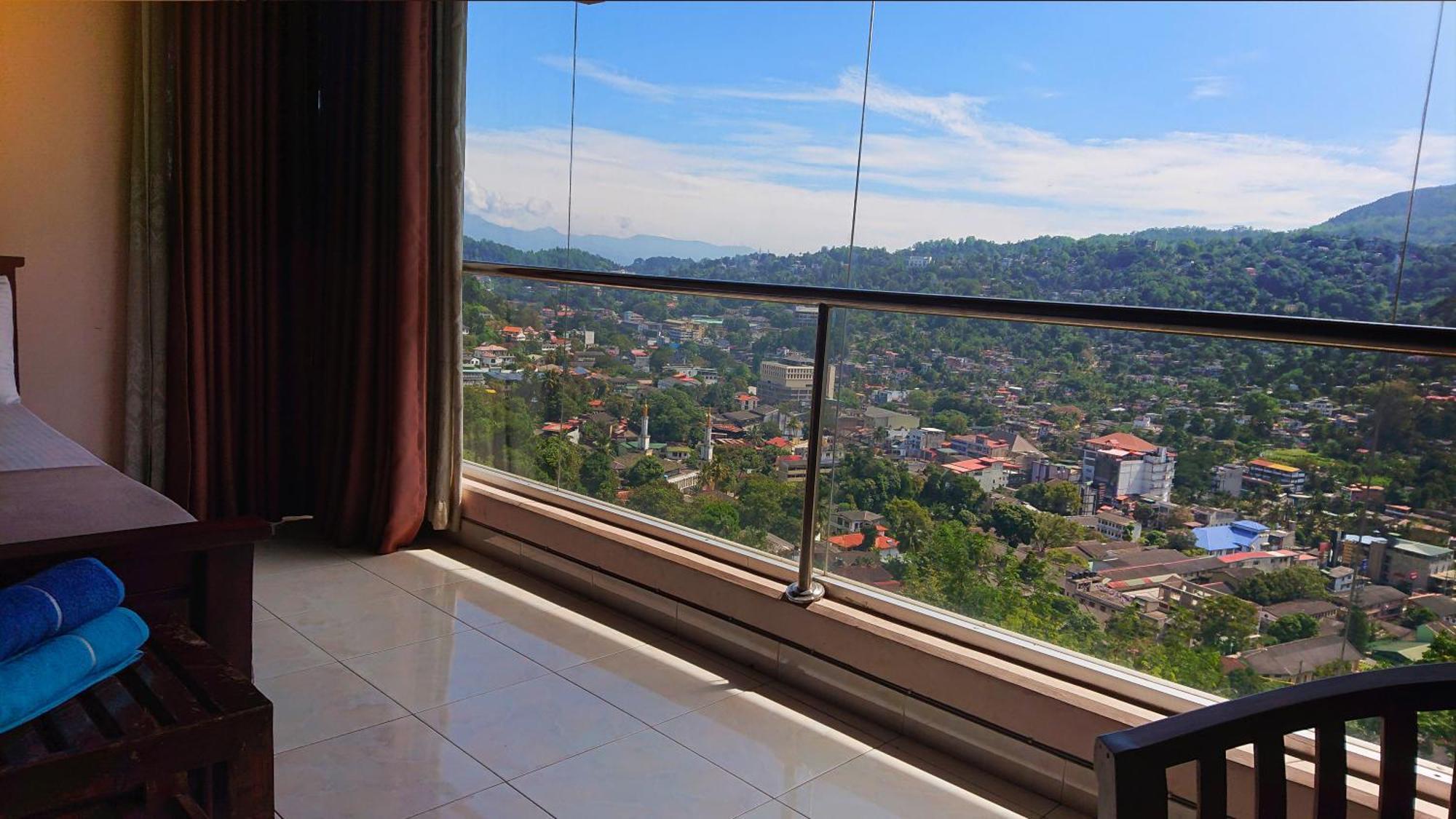 Hotel Sky Valley Kandy Exterior foto
